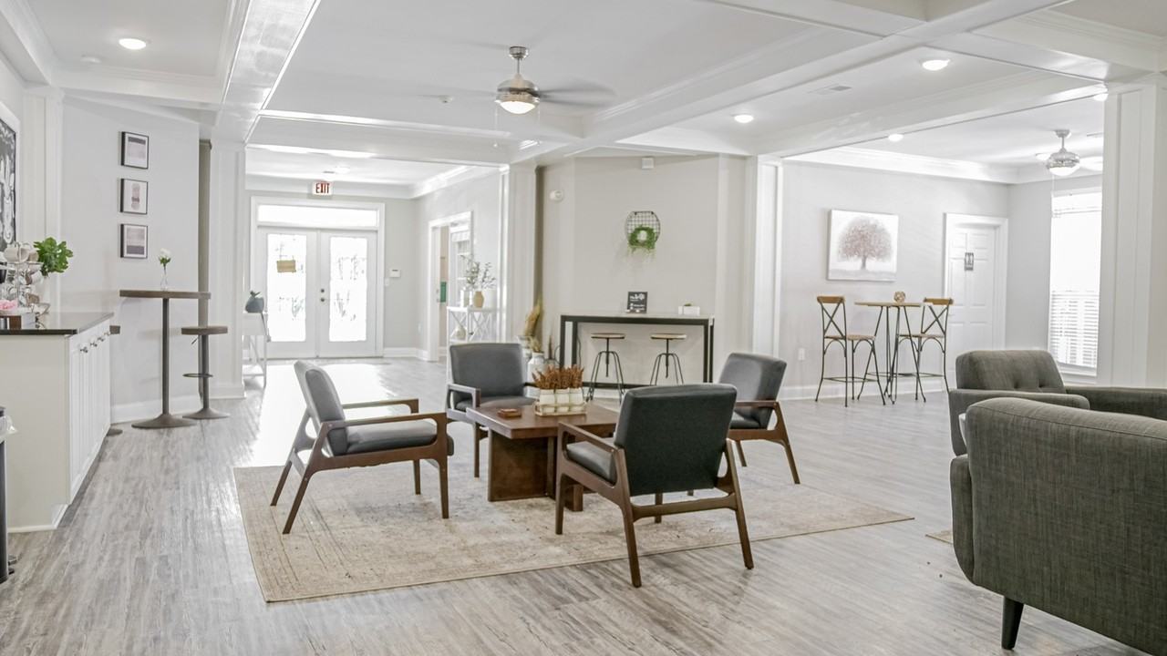 Foundry - Photo 7 of 19