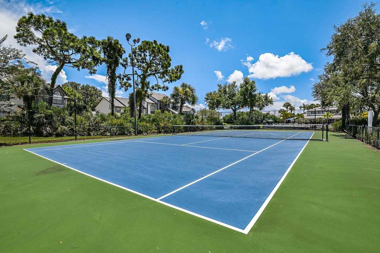 Caribbean Isle - Photo 4 of 25