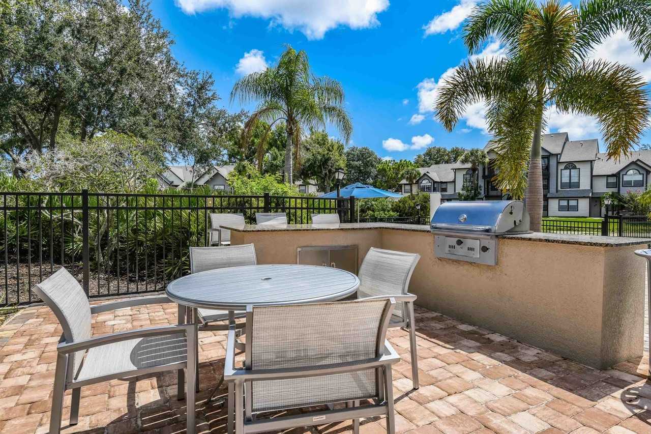 Caribbean Isle - Photo 6 of 25