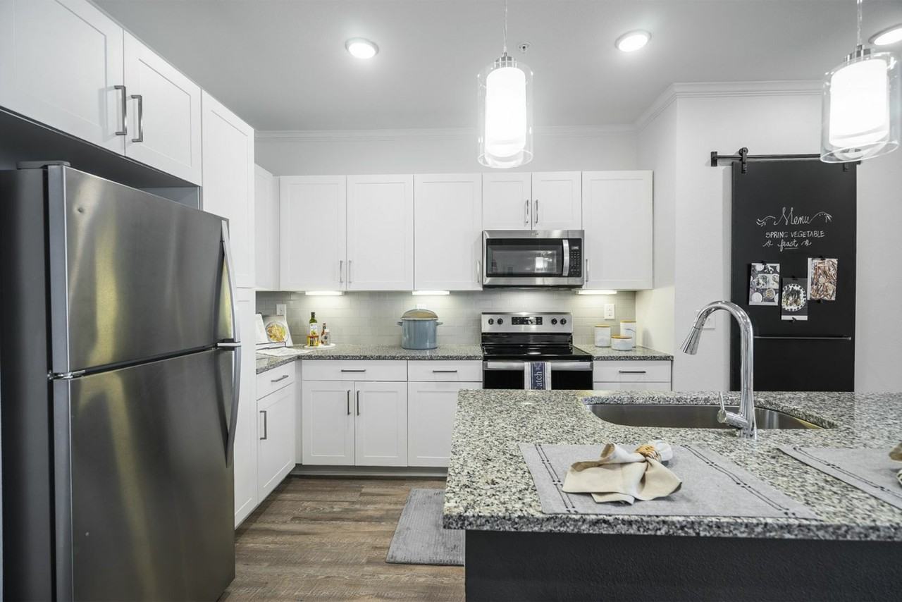 Seaview Apartments at Santa Rosa Beach - Photo 2 of 51