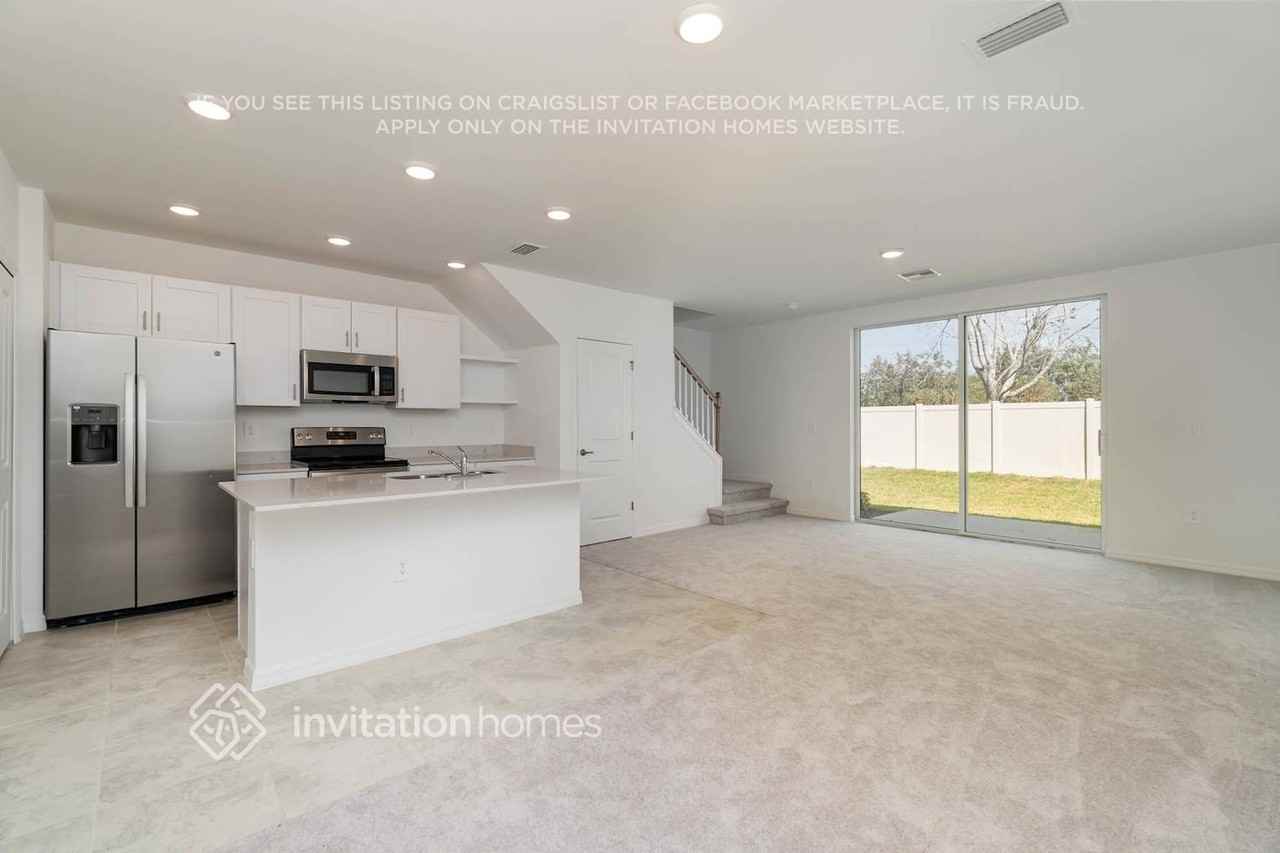 10368 Bradmore Rd #105 - Photo 6 of 28