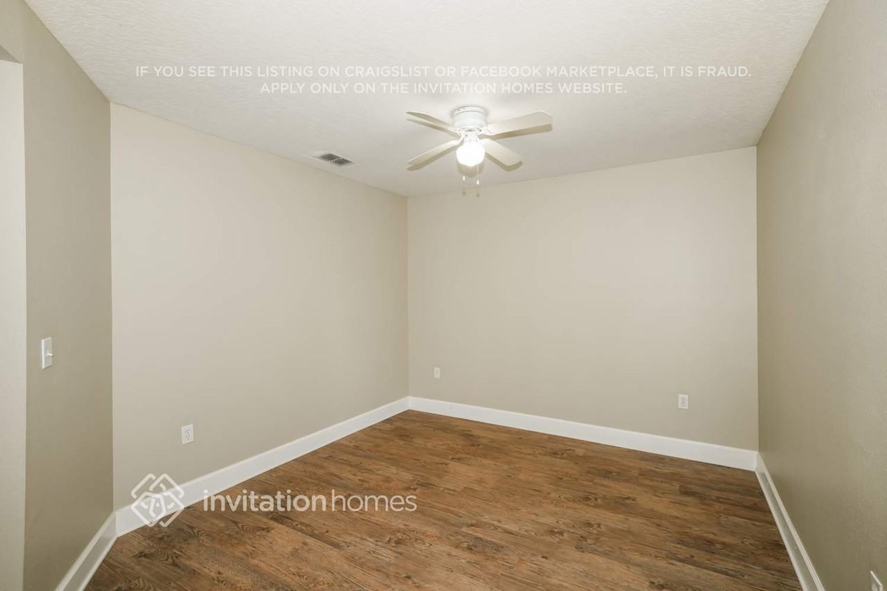 3236 Forestbrook Dr N - Photo 6 of 9