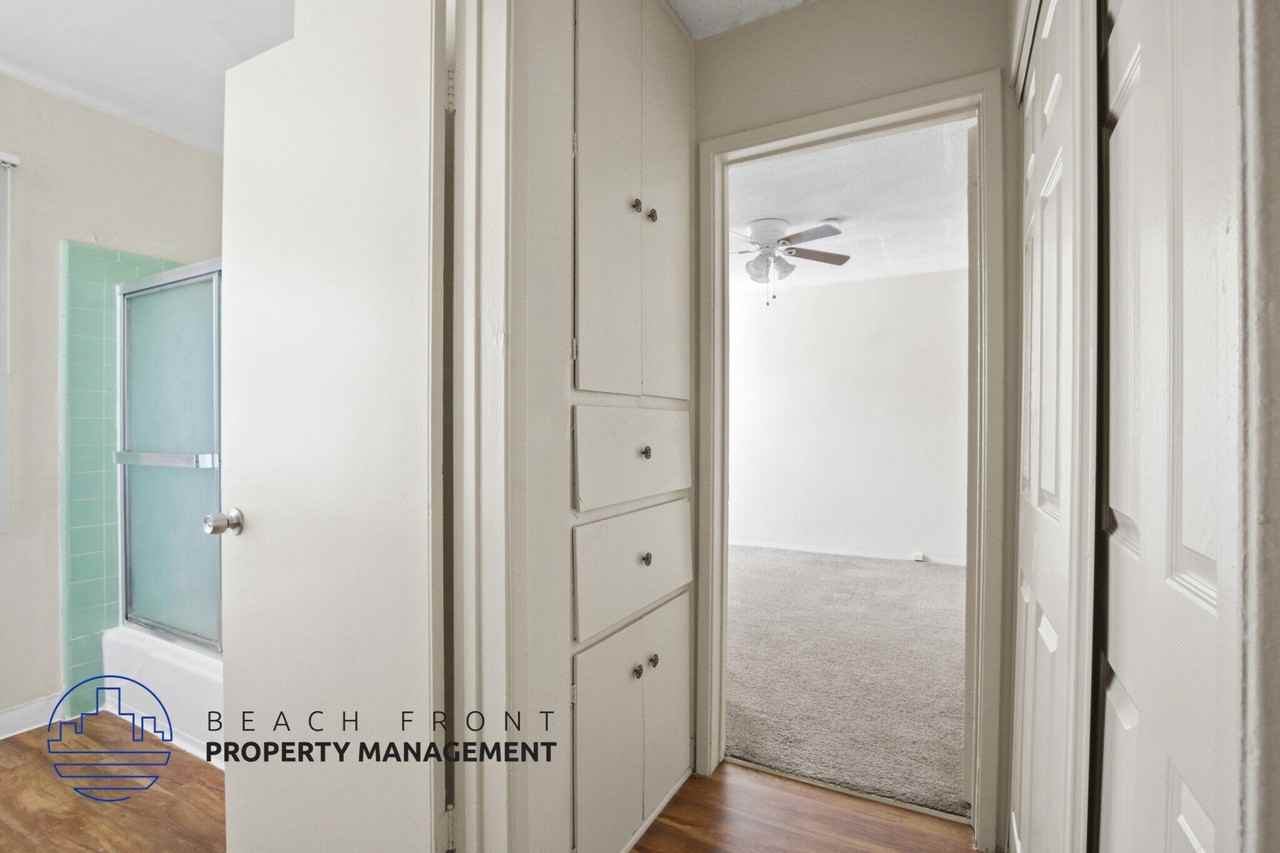 909 N. Wilmington Blvd. - Photo 4 of 13