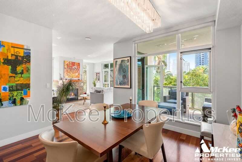 1199 Pacific Hwy #304