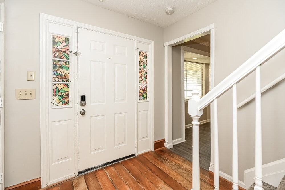 1268 Brandl Dr Sw - Photo 5 of 17