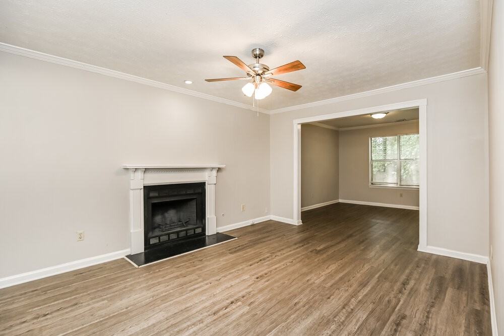 1268 Brandl Dr Sw - Photo 6 of 17