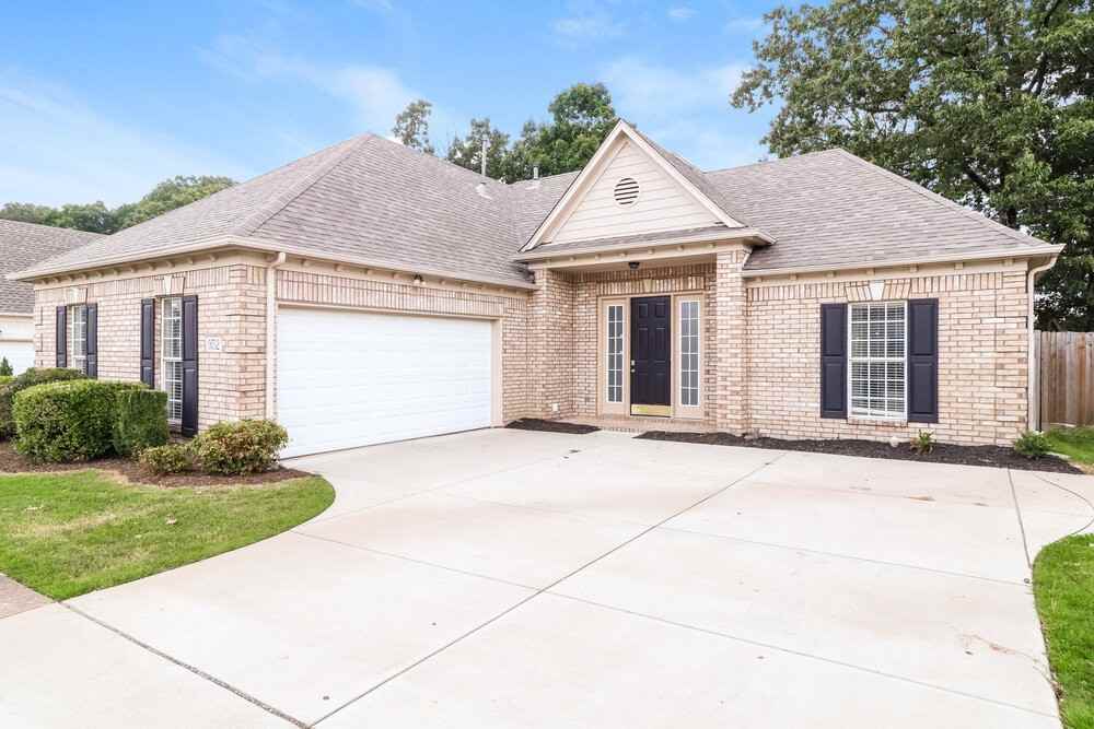 952 Bending Pine Ln - Photo 3 of 16