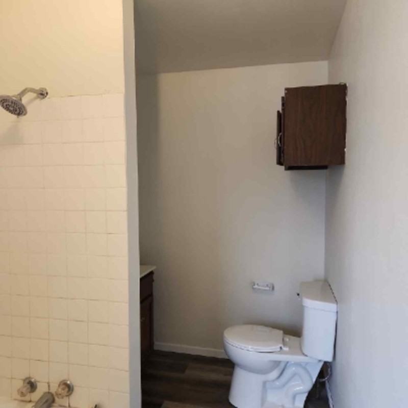 119 S Walnut St - Photo 7 of 8