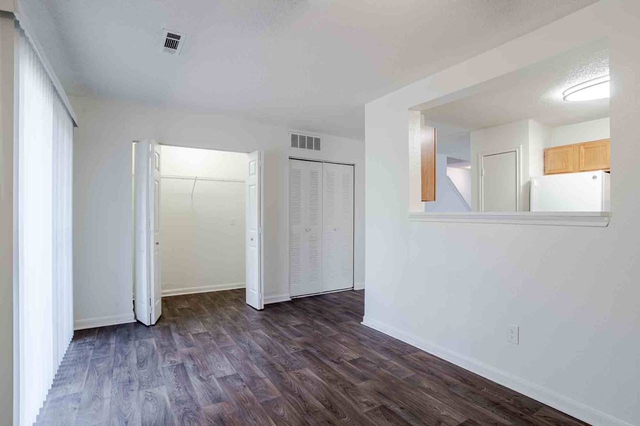 Piedmont Pointe - Photo 6 of 21