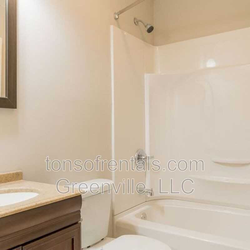 111 Becky Don Dr #16 - Photo 6 of 7