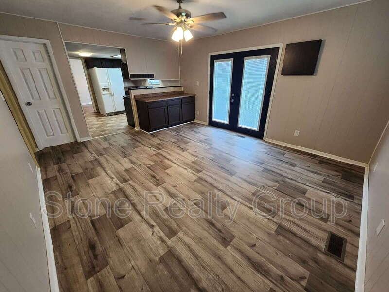 2401 E Harlan Dr - Photo 7 of 15