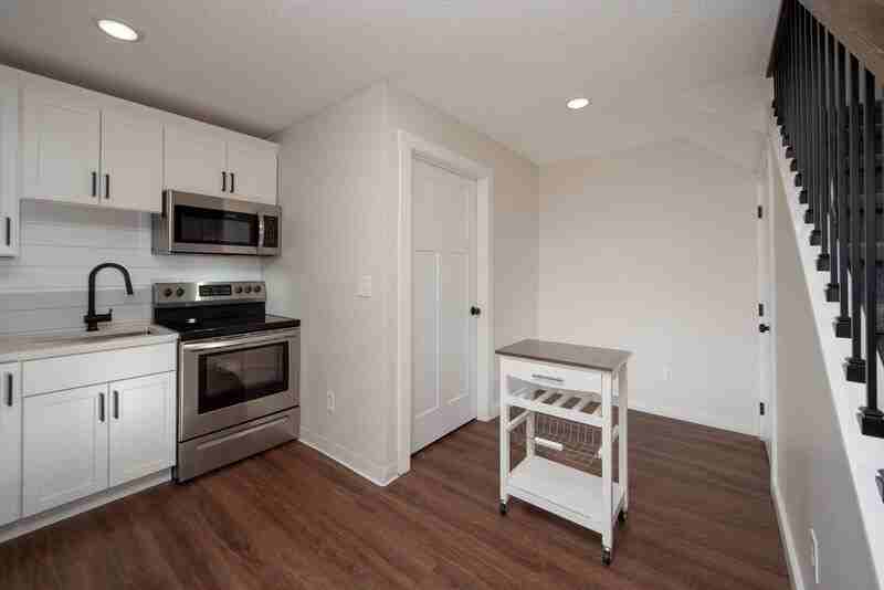 10 Kirby Road - Photo 3 of 27