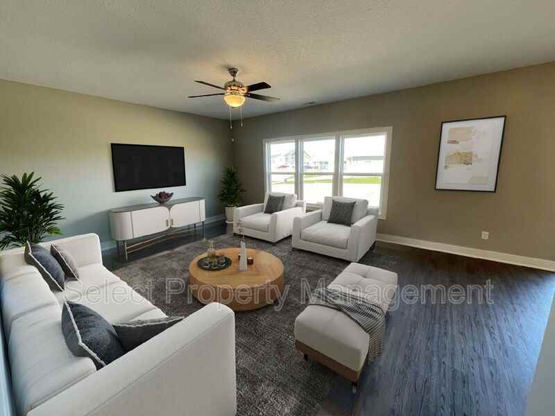 5312 Broad Fields Cove - Photo 4 of 31