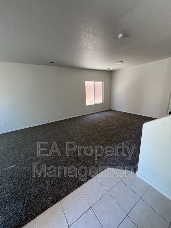 7124 Eagle Canyon Rd Ne - Photo 2 of 28