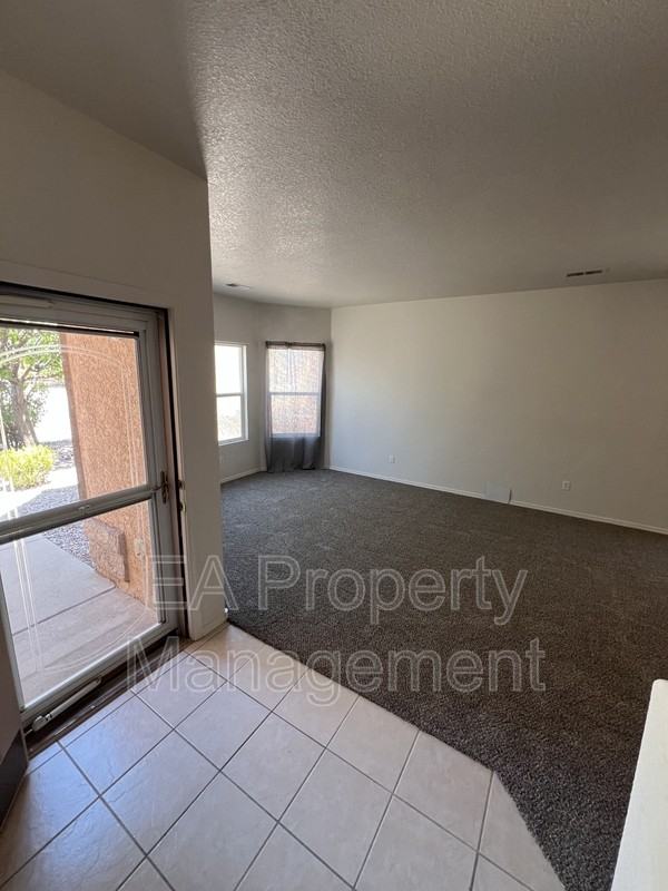 7124 Eagle Canyon Rd Ne - Photo 3 of 28