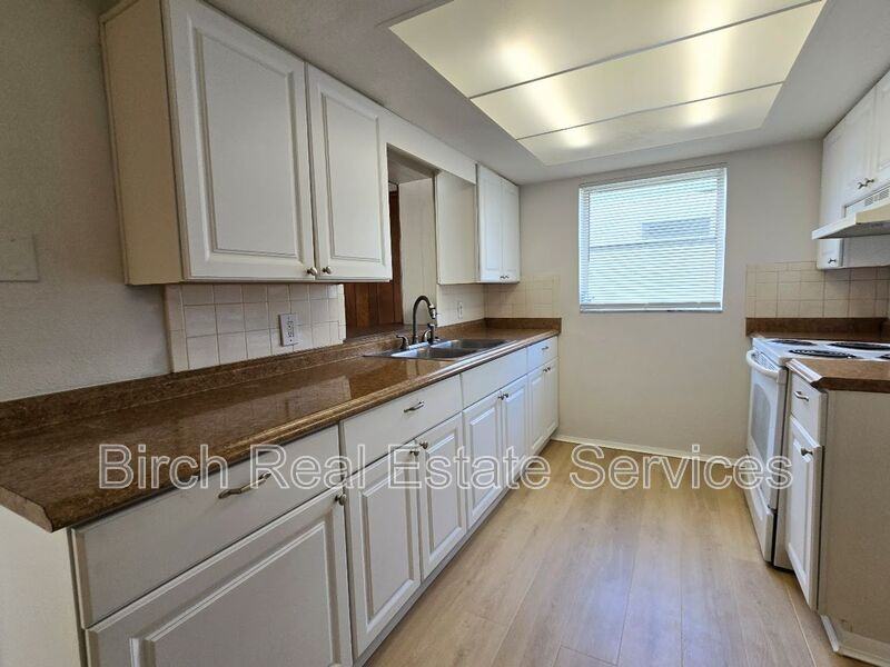 3200 Peterborough St - Photo 6 of 22