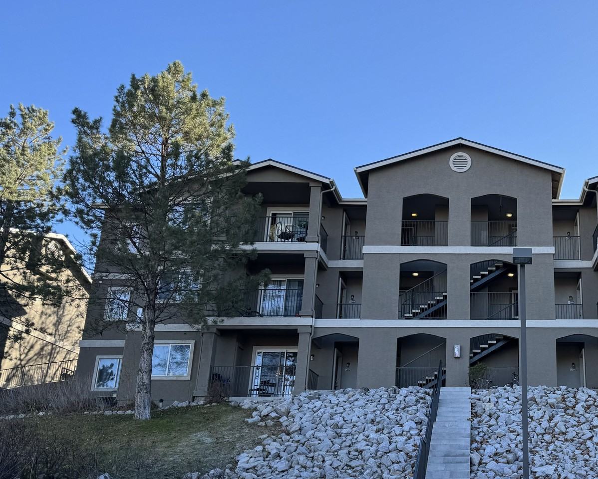 Boulder Creek Apartments - Photo 7 of 13