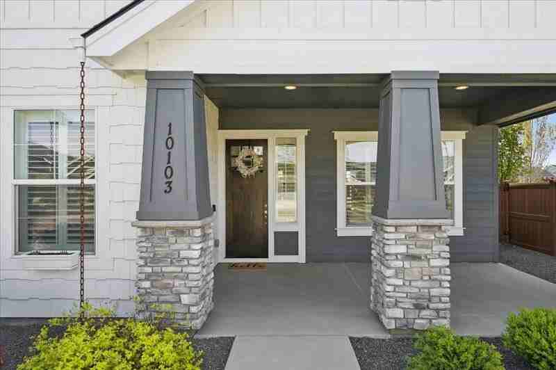 10103 W Twisted Vine Ct - Photo 2 of 50