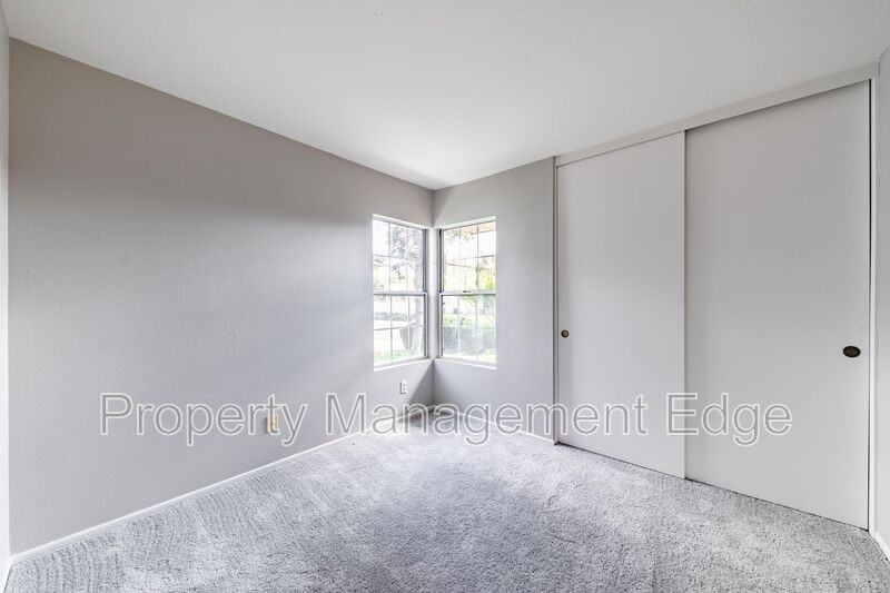 576 Pine Valley Rd - Photo 4 of 16