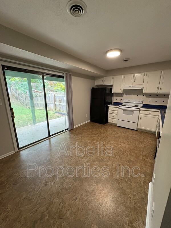 1816 Presswood Rd - Photo 5 of 13