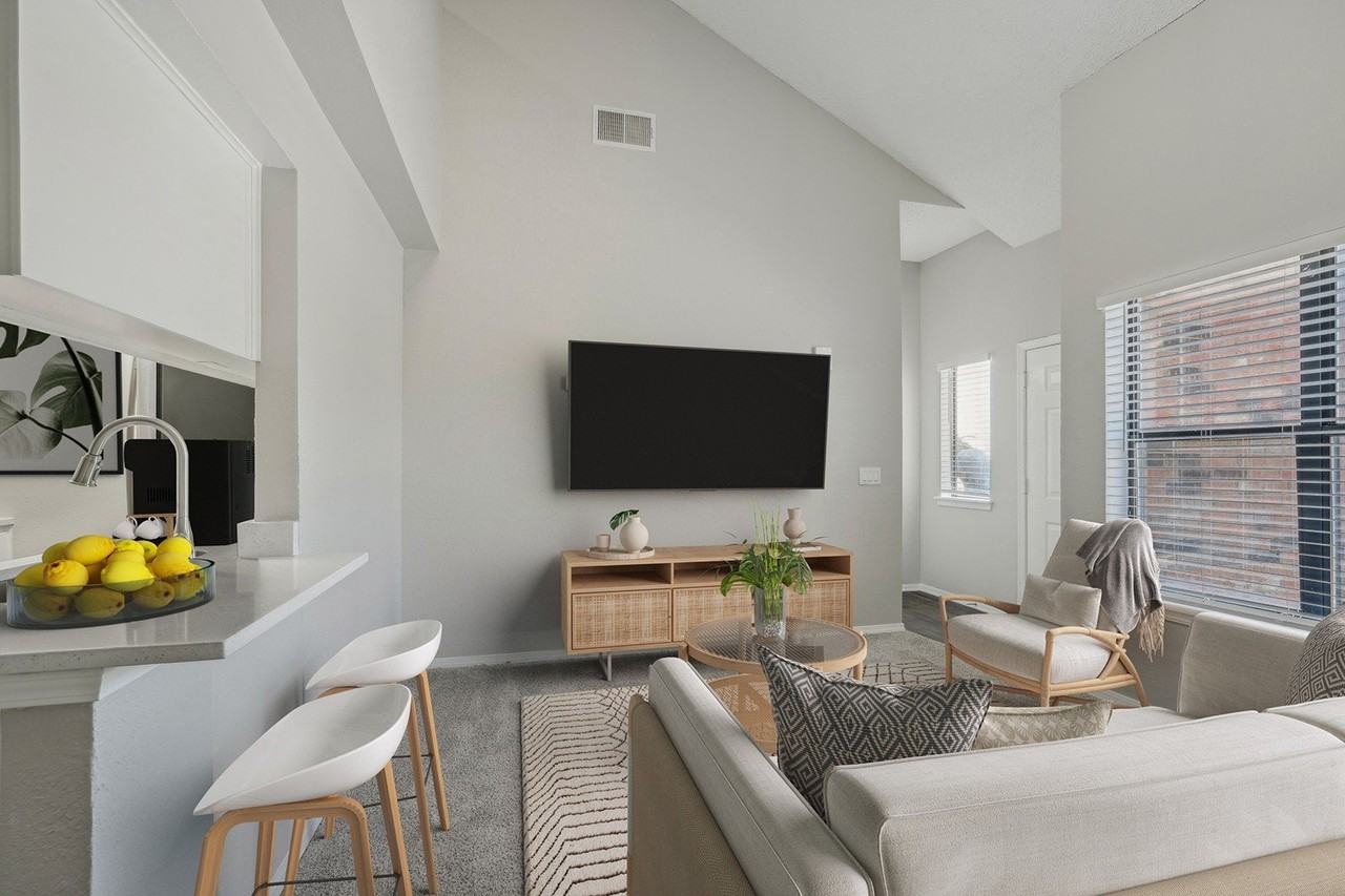 Walnut Creek @ 122 - Photo 3 of 38