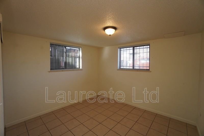 1124 Rosemary St #6 - Photo 6 of 11