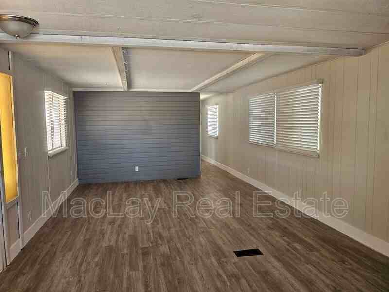 1113 W Corinthian Cir - Photo 7 of 21