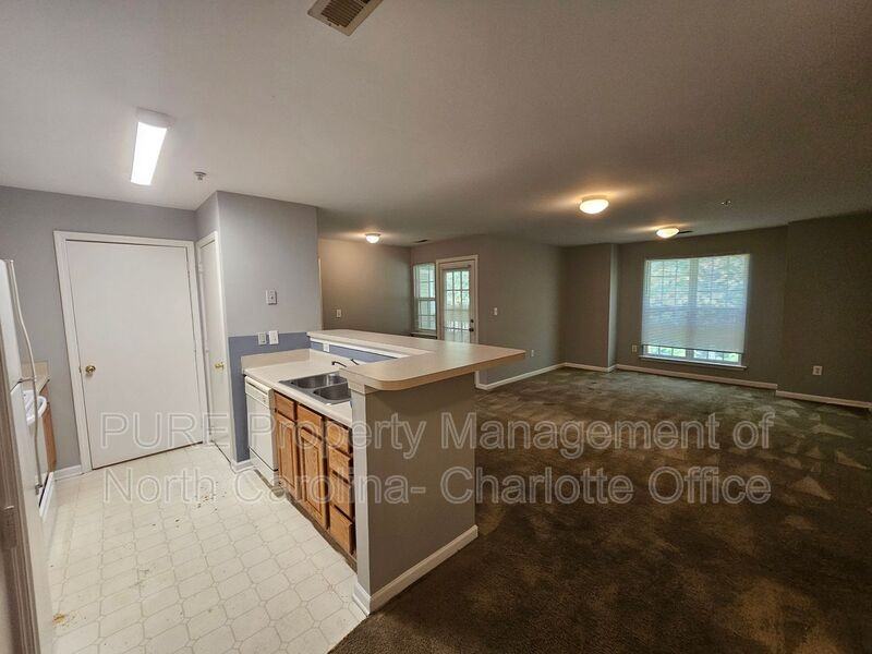 9811 Campus Walk Ln #L - Photo 6 of 26