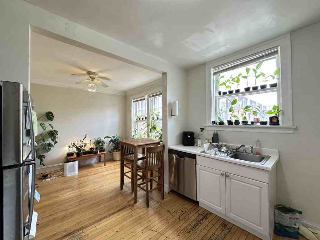 918 Green Bay Rd #2E - Photo 6 of 21