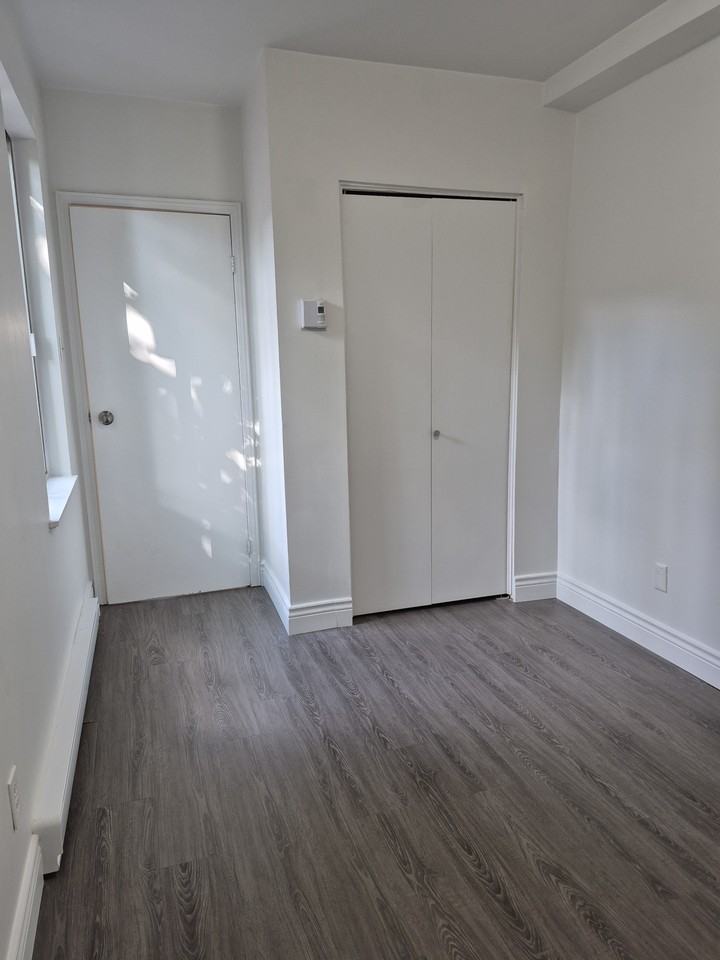 3986 Rue de Bullion - Photo 10