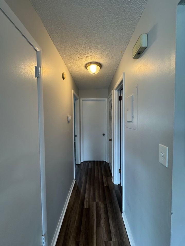 2422 Wynterhall Rd Se #C - Photo 5 of 14