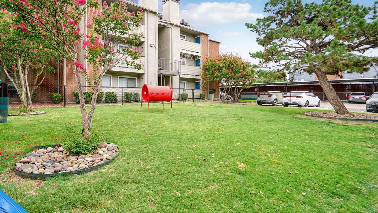 Claro Court - Photo 6 of 51