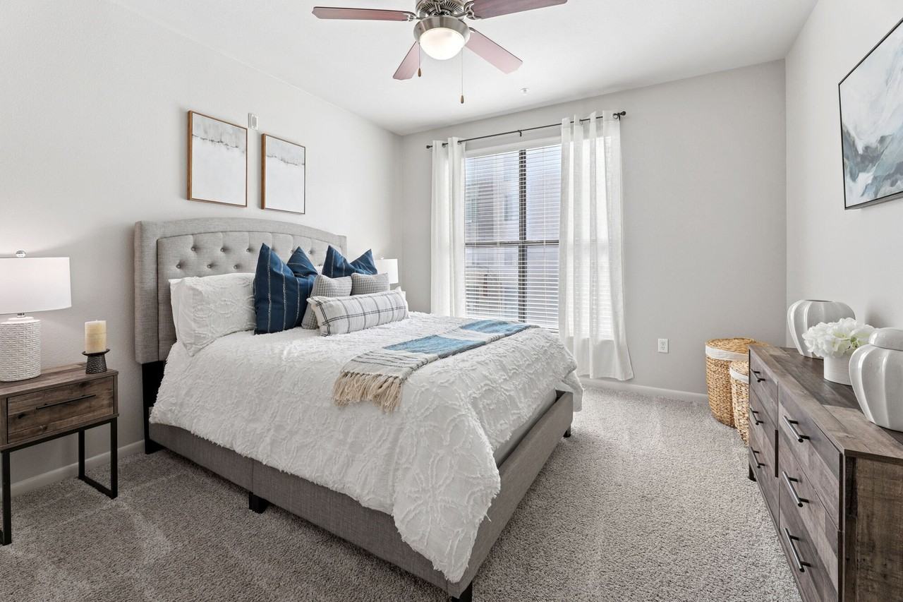 Villages at Domain - Photo 7 of 30