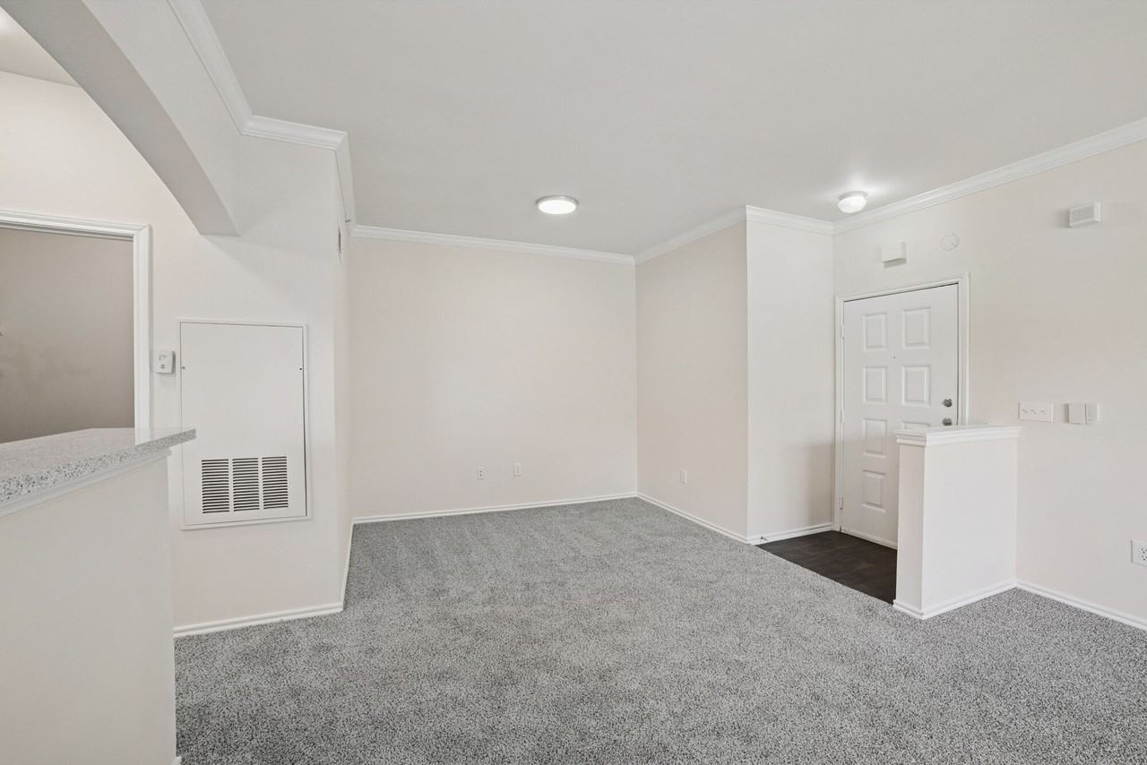 Kensington Park - Photo 4 of 43