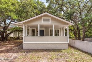 featured image of 270 Mcdonnell Ave