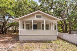 270 Mcdonnell Ave - Photo 1 of 1