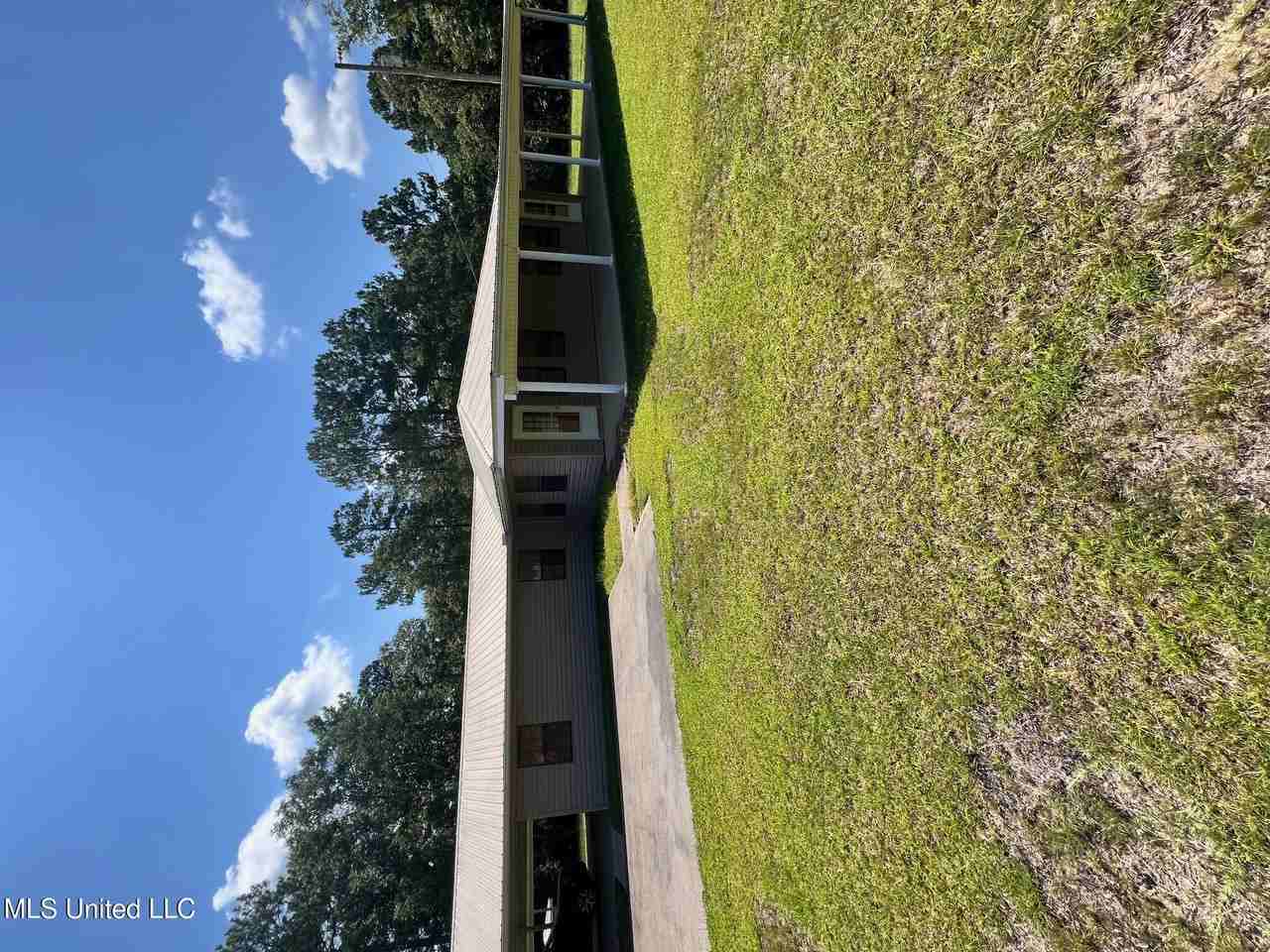 78 Timber Ridge Rd - Photo 2 of 13