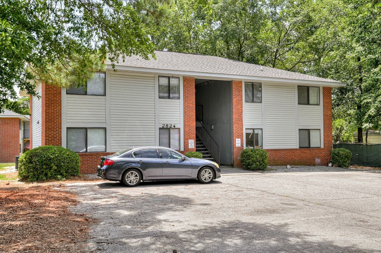 Regency Village - Photo 3 of 50
