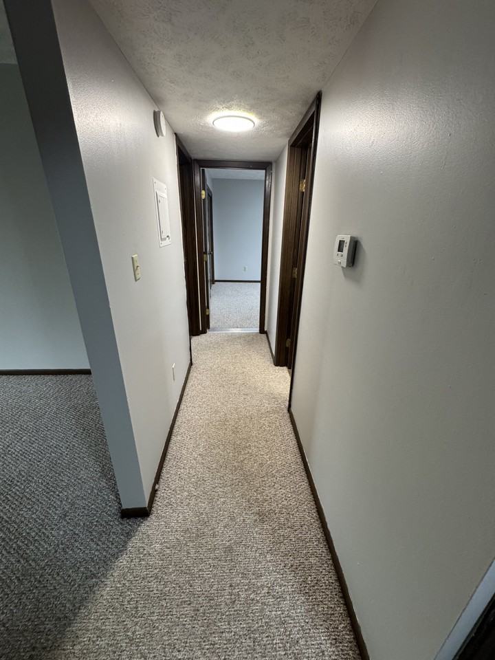 832 Flats - 632 N Colorado Ave - Photo 3 of 10