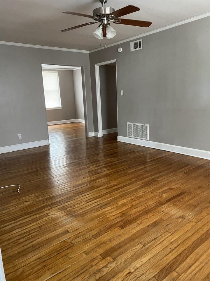 Government St Apartments - Photo 2 of 10