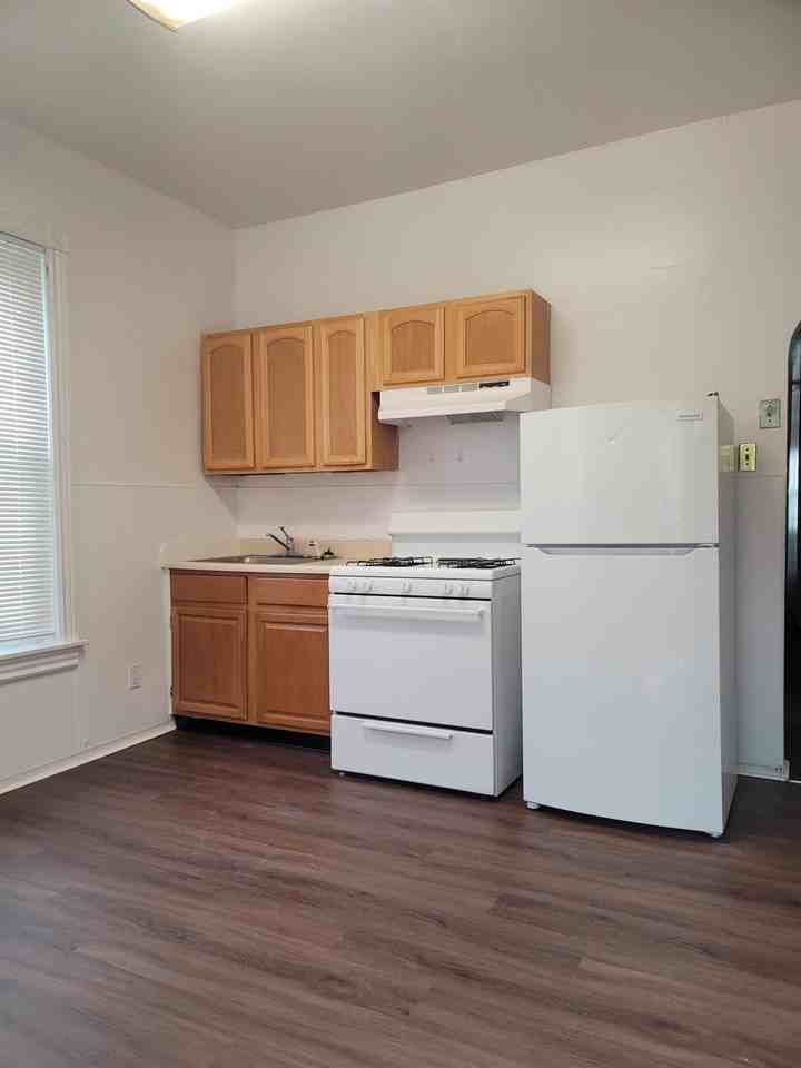 1364-2 - Photo 5 of 6