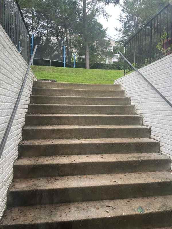 1106 Landerset Dr - Photo 2 of 11