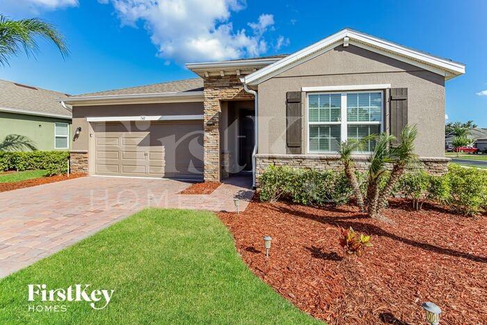 740 Remington Green Dr Se - Photo 2 of 15