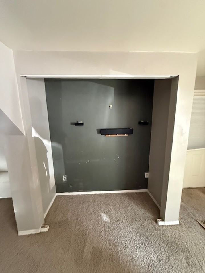 1222 S 6th Ave #B - Photo 2 of 4