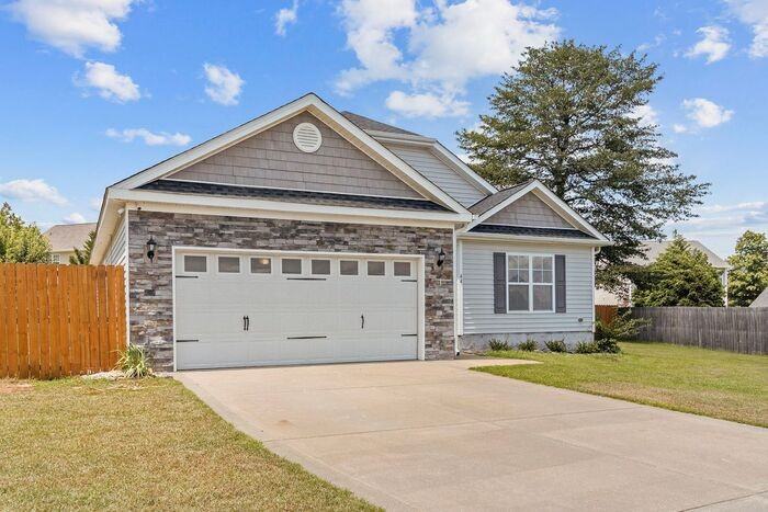 44 Schoomaker Ct #44 - Photo 2 of 32