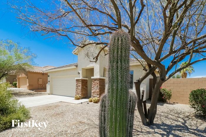 17922 W Sunnyslope Ln - Photo 2 of 15