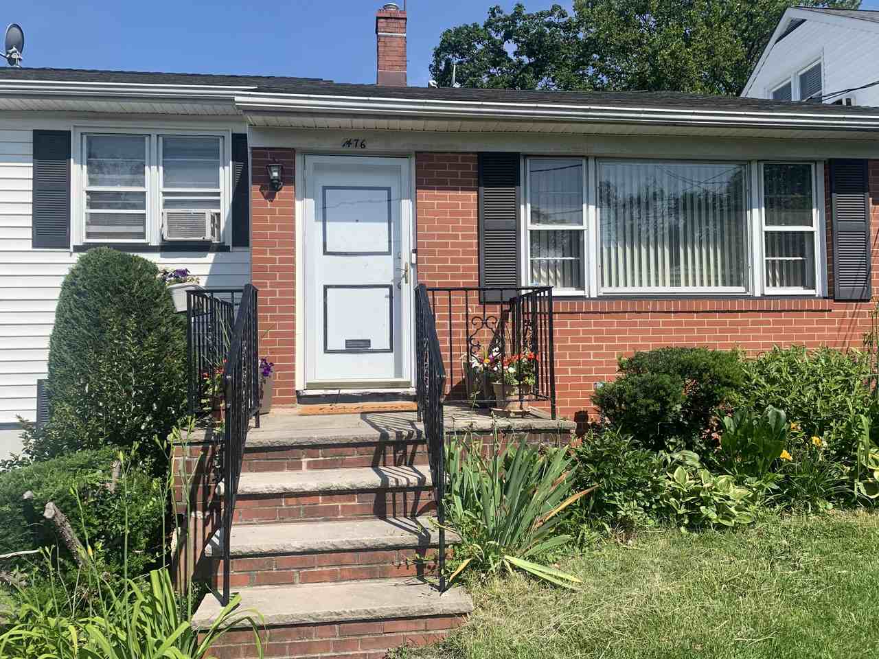 1476 Orchard Ter #NA - Photo 3 of 32