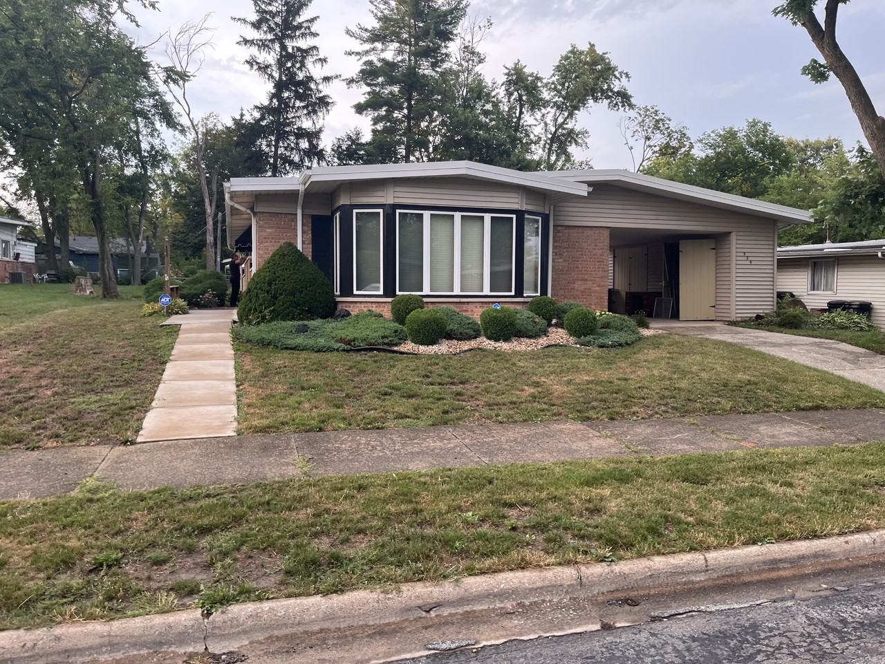 324 Shawnee St #NA - Photo 3 of 19