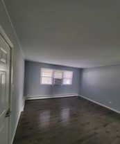 1028 E Division St #D - Photo 1 of 1