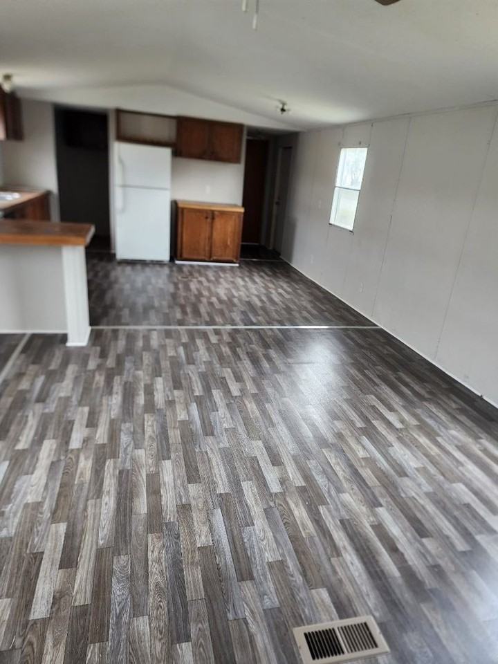 326 Orange St #NA - Photo 3 of 4